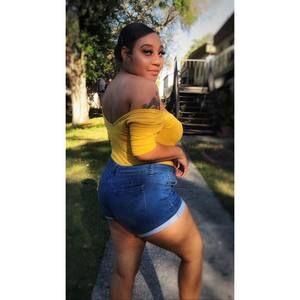 Meet your Posher, Ariana